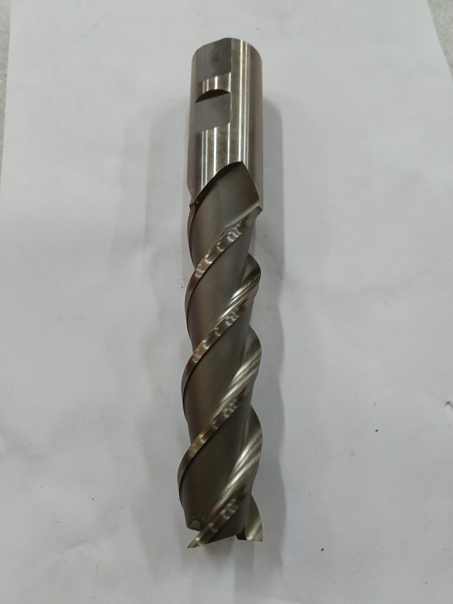 FRESA SILCO ATTACCO WELDON
LT=195 mm.
L=123 mm.