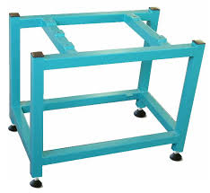 SUPPORTI PER PIANI 
con piedini regolabili
900X530 mm